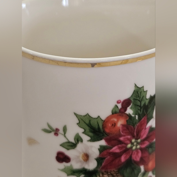 Mikasa "Holiday Delight" coffee mug. - Picture 7 of 7